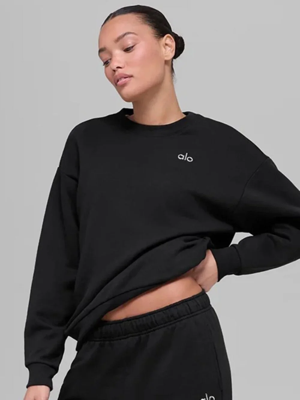 Size S | Alo Yoga Accolade Black Crew Neck Pullover